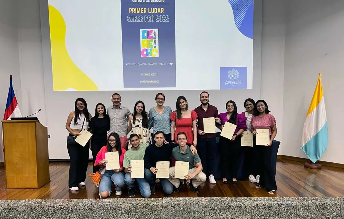 Programa de Derecho brindó acto conmemorativo a estudiantes destacados en las pruebas Saber Pro Programa de Derecho brindó acto conmemorativo a estudiantes destacados en las pruebas Saber Pro