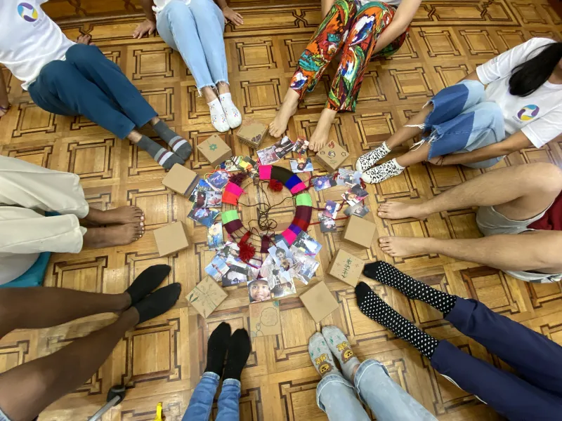 Jóvenes siguen las Huellas del Primer Caminante en Javeriana Cali Jóvenes siguen las Huellas del Primer Caminante en Javeriana Cali