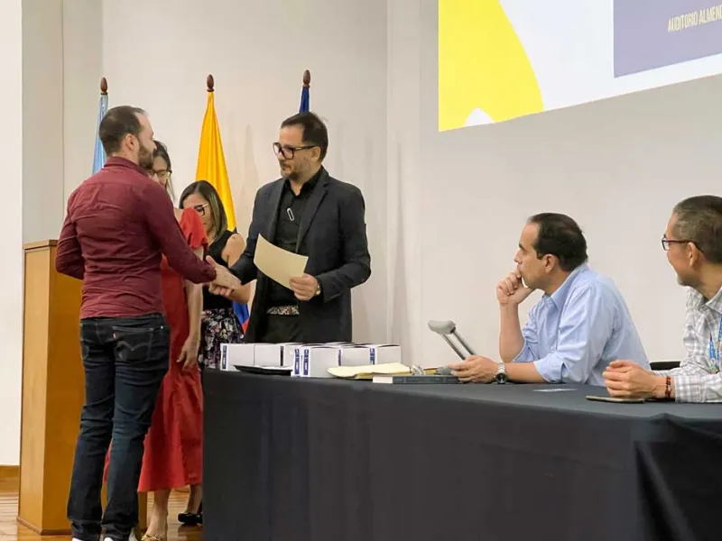 Programa de Derecho brindó acto conmemorativo a estudiantes destacados en las pruebas Saber Pro Programa de Derecho brindó acto conmemorativo a estudiantes destacados en las pruebas Saber Pro