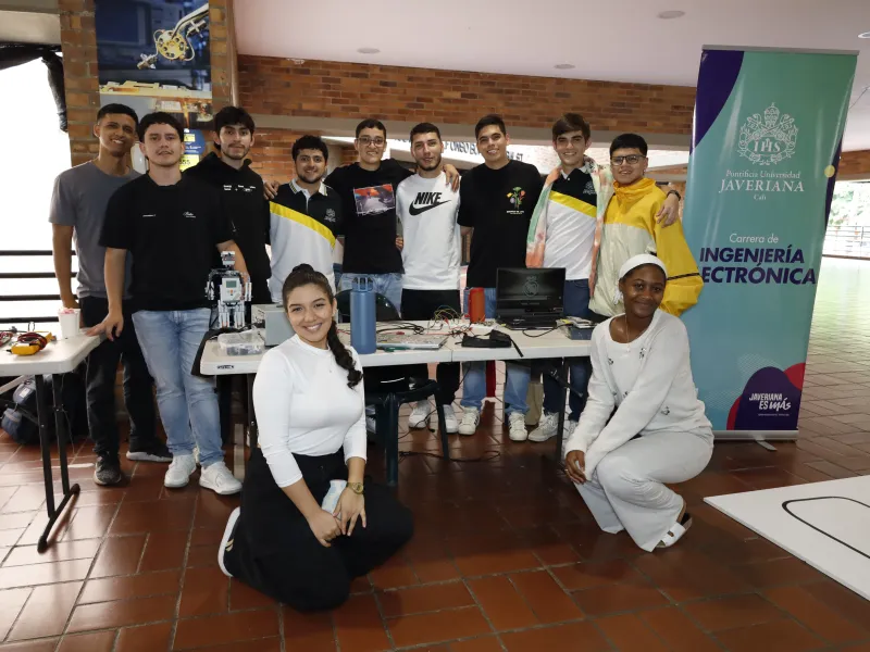 Celebramos el día de Ada Byron junto a jóvenes y niñas que le apuestan a las áreas STEM Celebramos el día de Ada Byron junto a jóvenes y niñas que le apuestan a las áreas STEM