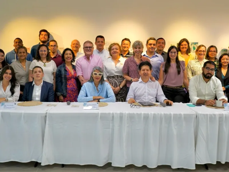 Desayuno- egresados-Javeriana Desayuno- egresados-Javeriana