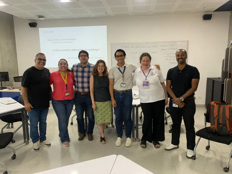 Programa EMI del Centro de Idiomas fortalece la internacionalización desde el aula Programa EMI del Centro de Idiomas fortalece la internacionalización desde el aula
