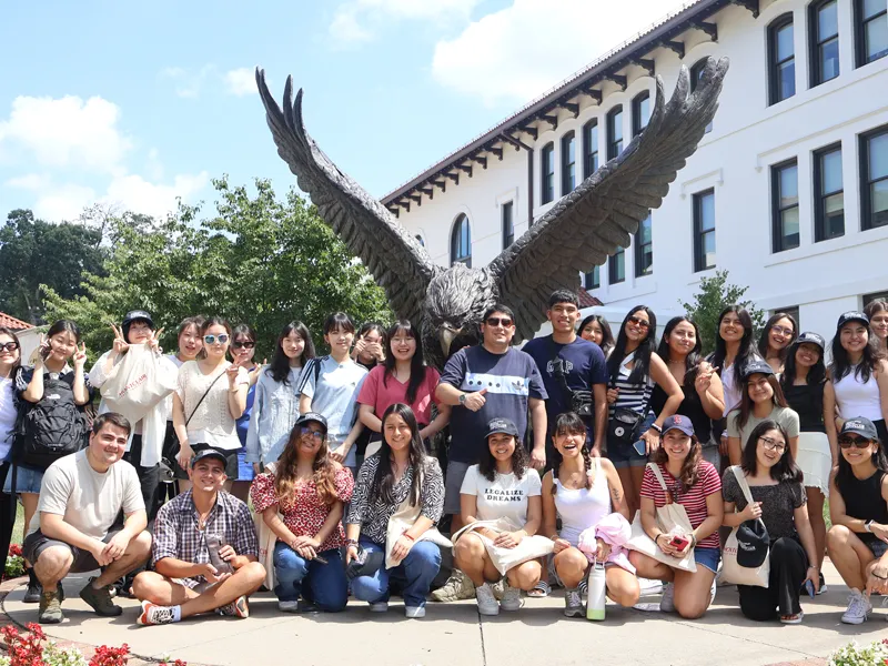 Conoce a los primeros javerianos en hacer el Disney International Tourism and Leisure Program