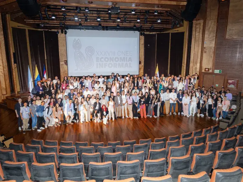 Tesis meritoria para estudiante de Economía que analizó 1.097 municipios del país en su proyecto de grado